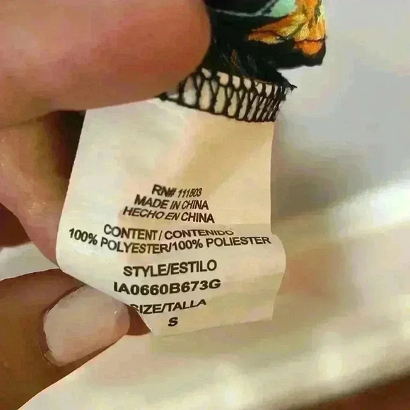 Twine & String floral black and orange short sleeve blouse shirt top size small - Picture 3 of 10